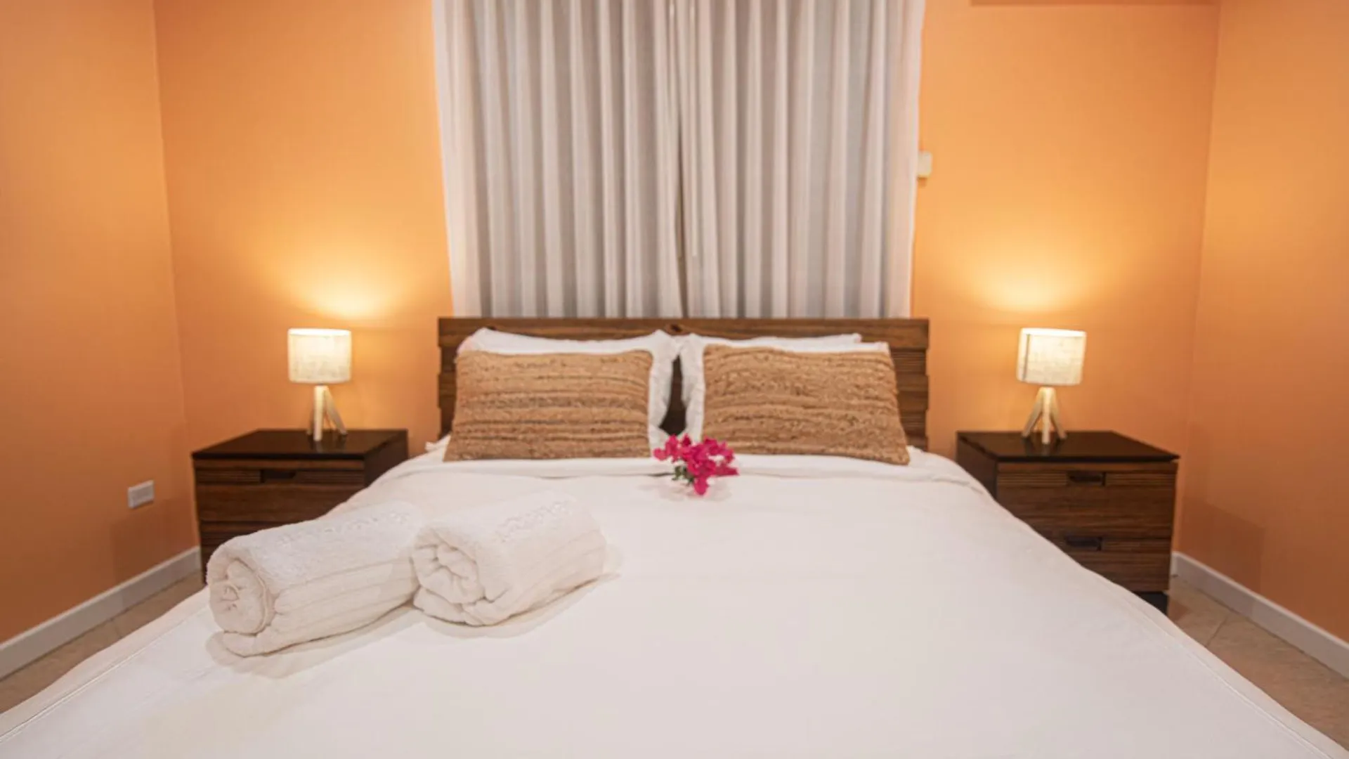 Arashi Beachfront Villa 131 Palm Beach